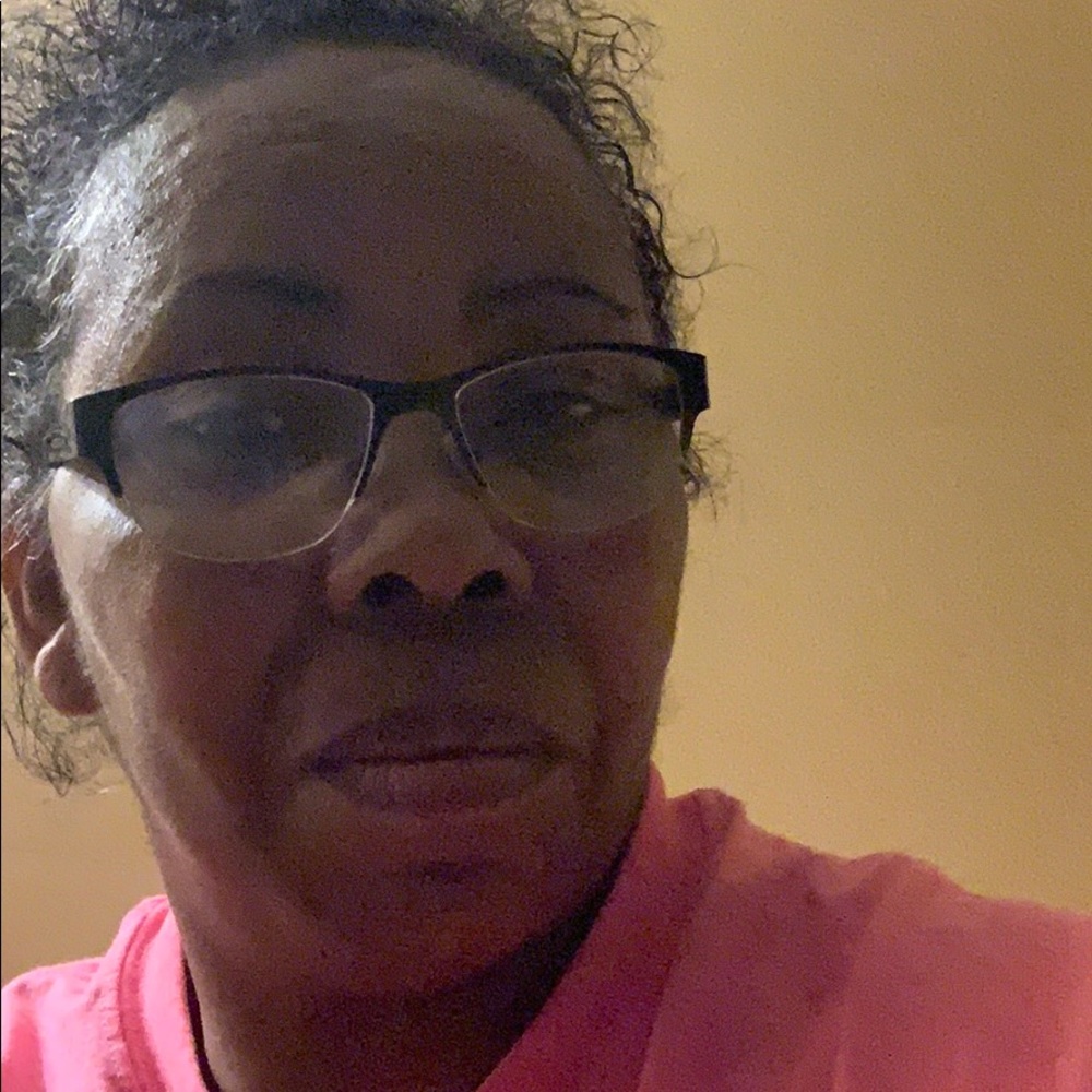 Meet your Posher, Vickie